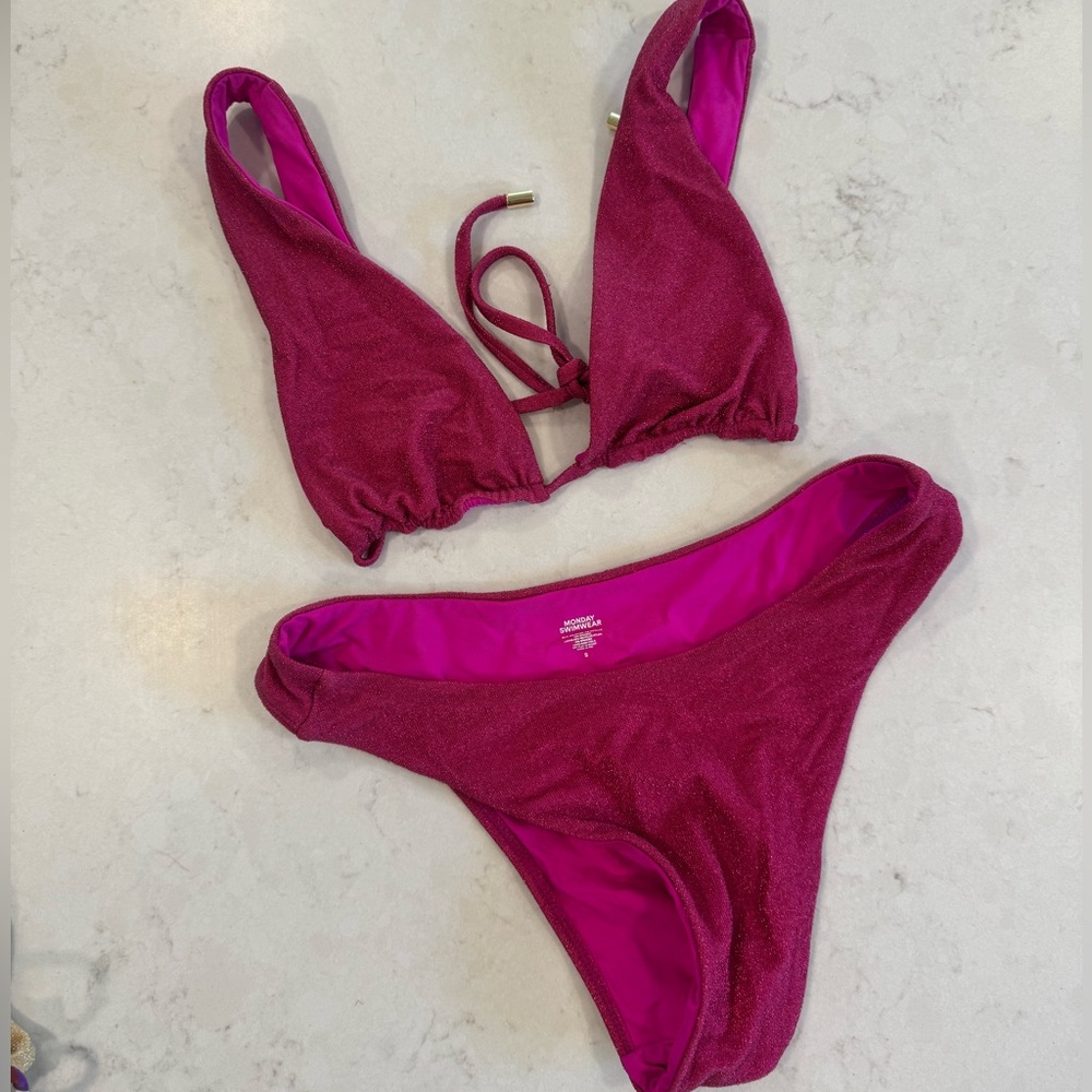 Monday swim- like new